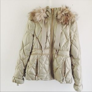 Juicy couture ruffle back faux fur puffer